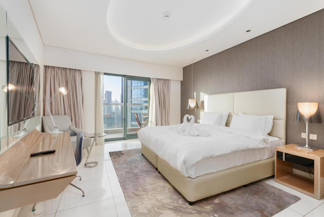 Lux Bnb Paramount Tower I Burj Views Appartement Dubai Buitenkant foto